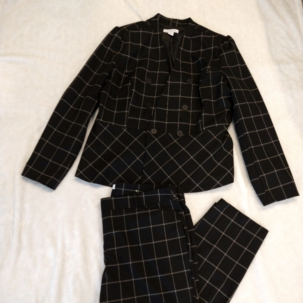 Liz Claiborne Pants suit